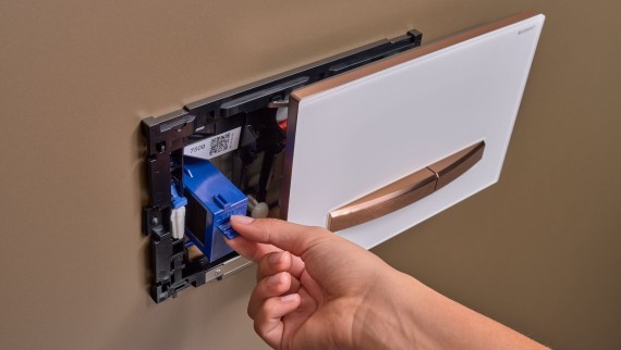 Placa de descarga Geberit Sigma50 square, com módulo de eliminação de odores Placa de descarga Geberit Sigma50 square, com módulo de eliminação de odores