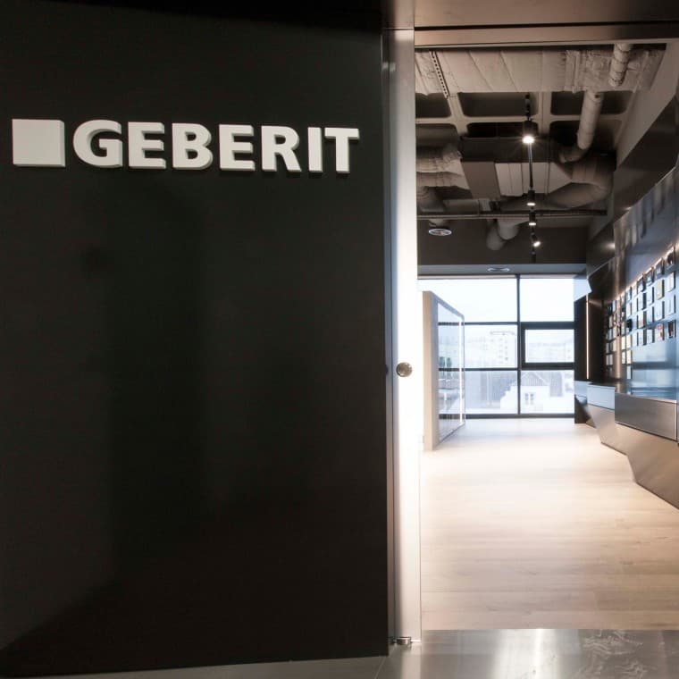 Um passeio pelas salas do showroom da Geberit em Lisboa Um passeio pelas salas do showroom da Geberit em Lisboa