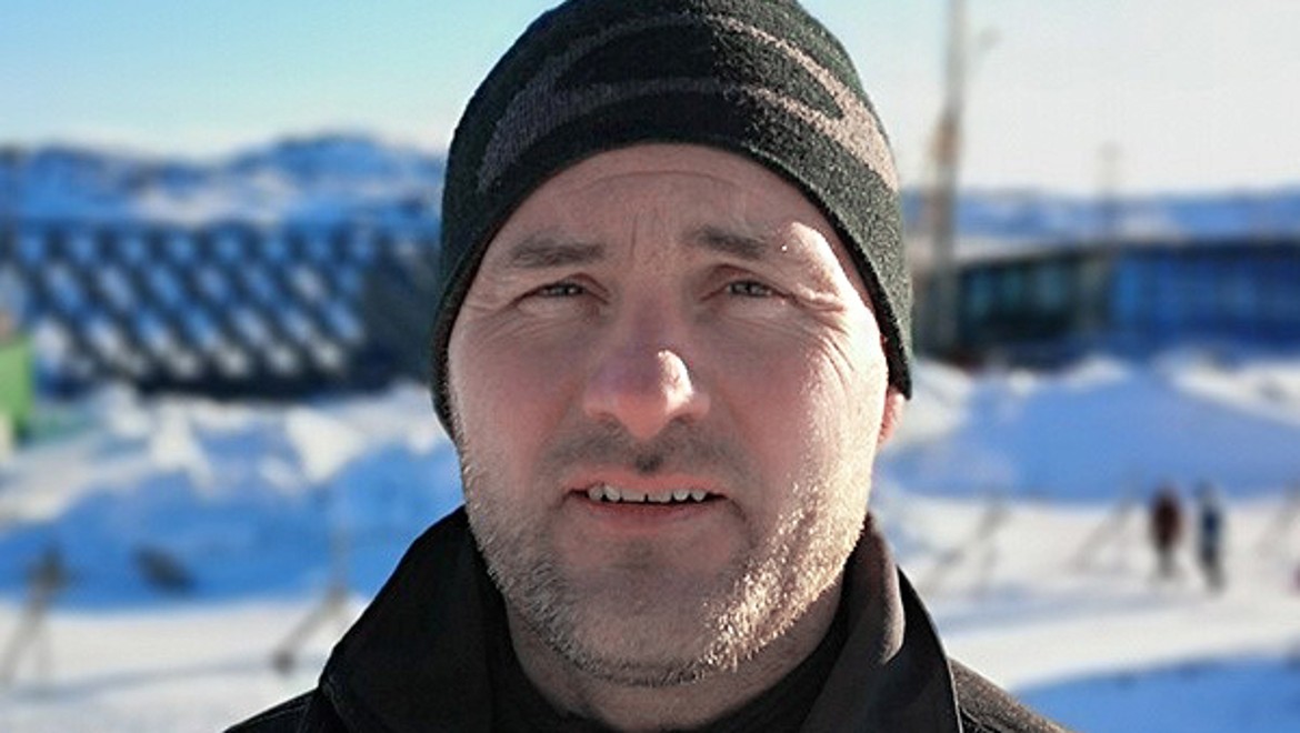 Jesper Bredahl, coproprietário da empresa de canalizações e eletricidade VVS og El Firmaet A/S em Ilulissat (© Adam Mørk)